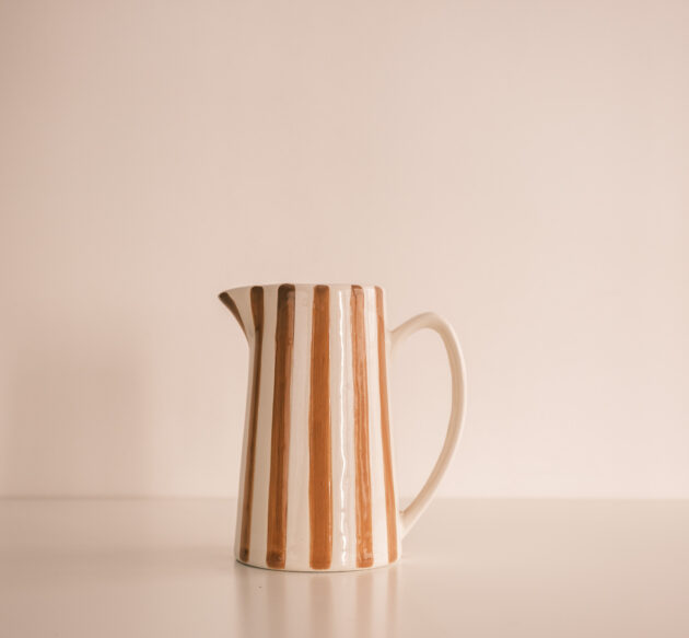 Pichet marron